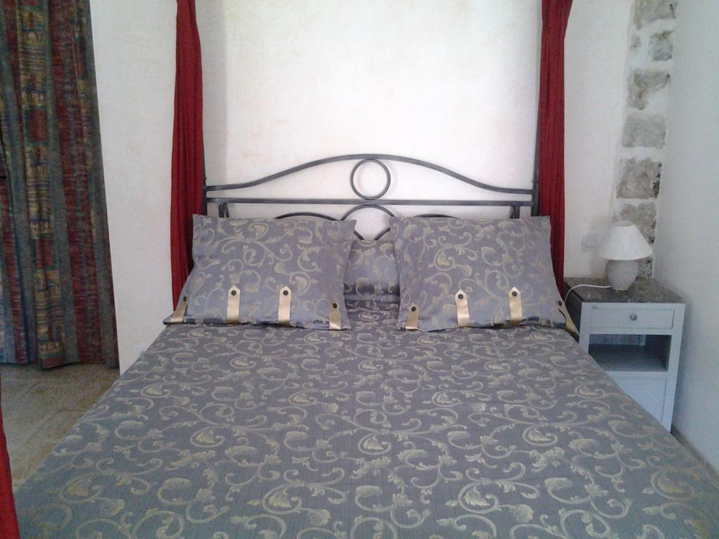 Le Mas De La Musardiere Chambres D Hotes Les Assions Rum bild